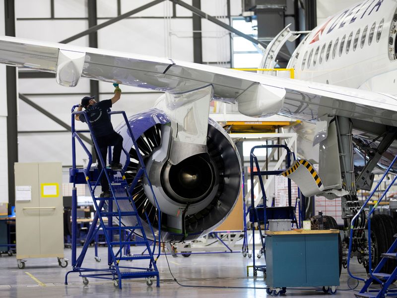 Airbus, Quebec reach $1.2 billion investment deal for A220 jet program