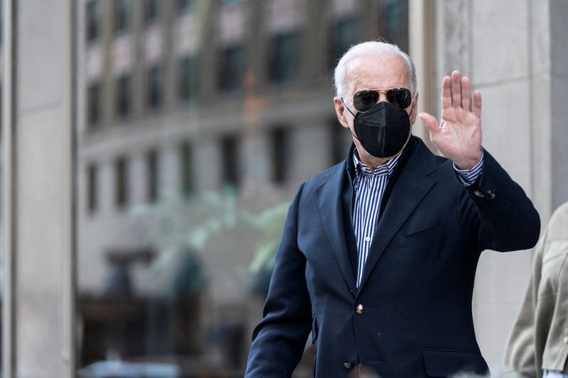 Biden to prohibit trade, investment with Ukraine breakaway regions -White House