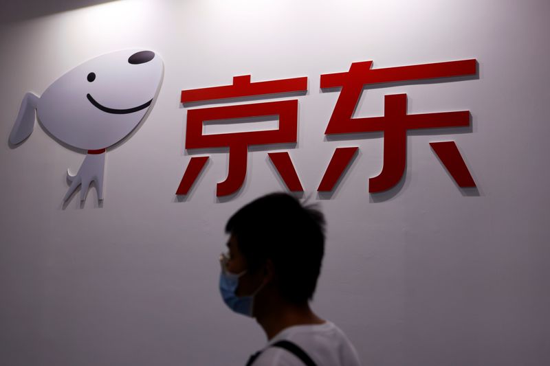 China's JD.com CEO joins billionaire charity rush with $2.3 billion share pledge
