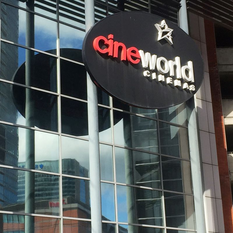 Cineworld gets extension on payments to former Regal shareholders
