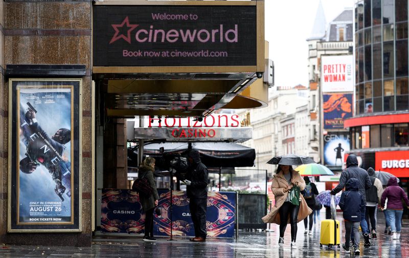 Cineworld in talks with former Regal shareholders over payments