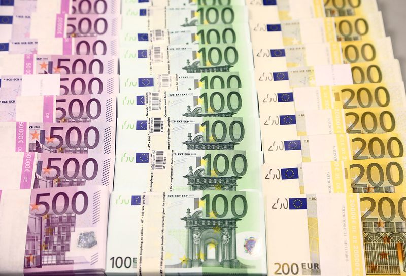 Euro down 1.2% vs dollar as Russia sanctions threaten turmoil
