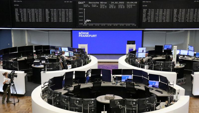 European shares stabilise after Ukraine-driven rout