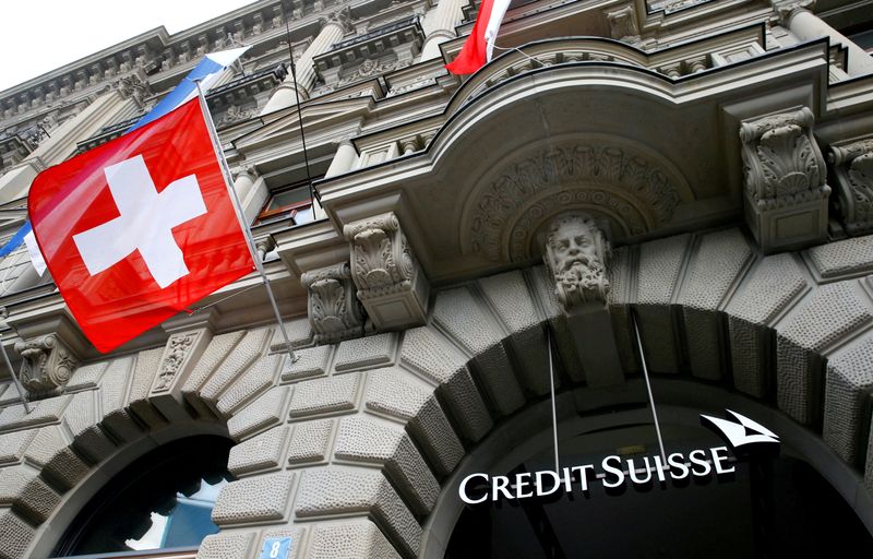 Ex-Credit Suisse banker says she told bosses 