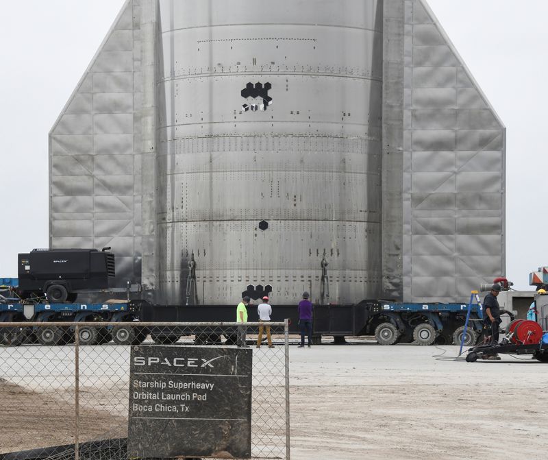 FAA extends environmental review of SpaceX program in Texas