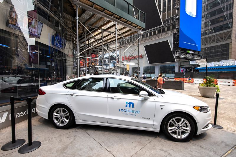 Intel's Mobileye to launch self-driving shuttles in U.S. in 2024