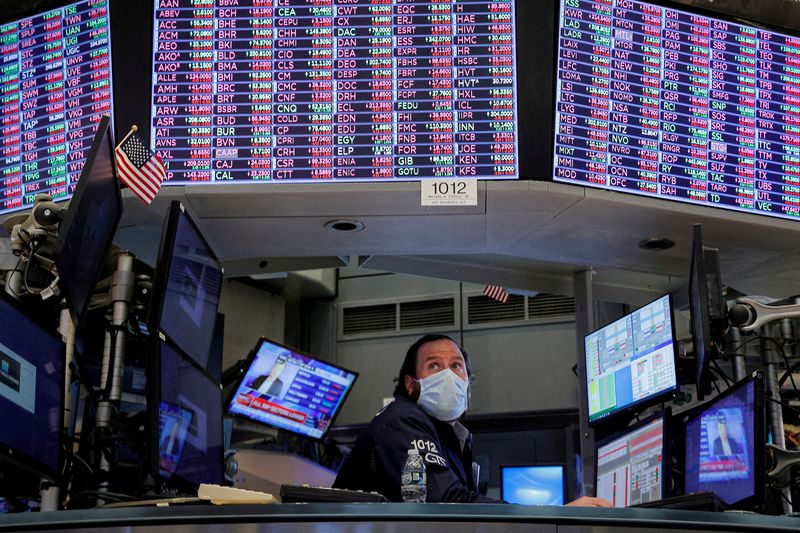 Investors seek bargains as Ukraine keeps markets on edge