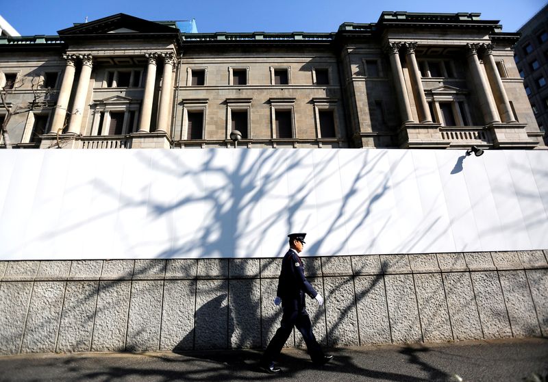 Japan needs 'more credible' budget balancing target - Moody's