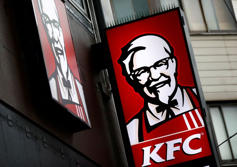 KFC-parent Yum Brands beats comparable sales estimates