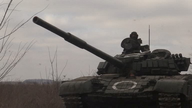 Kremlin hopes talks with Ukraine will start imminently, won't comment on their aim