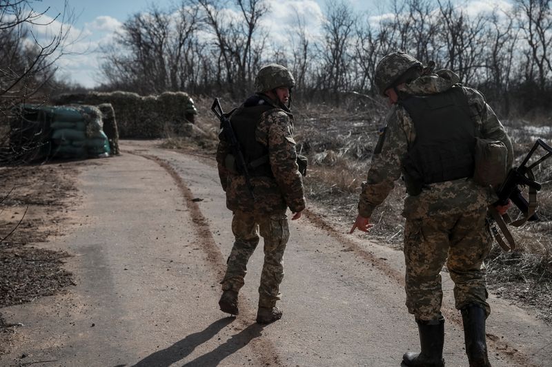 Kremlin says no concrete plans for summit with Biden over Ukraine