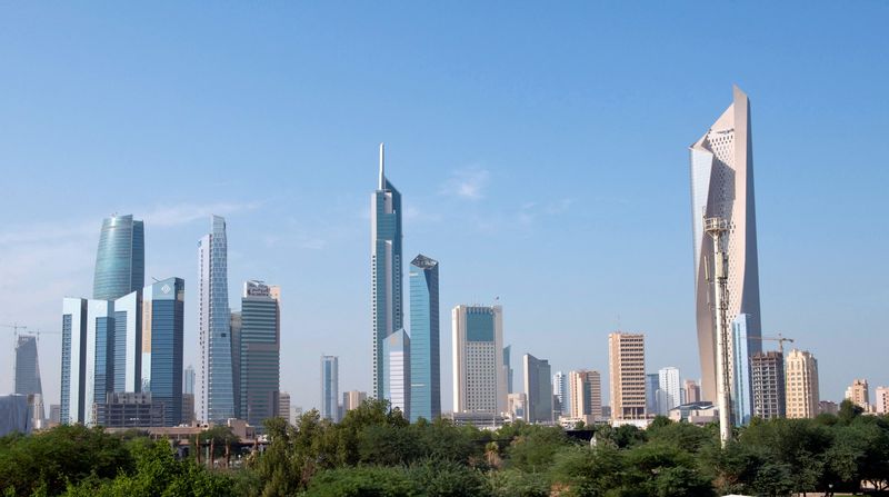 Kuwaiti govt owes public entities 2.35 billion dinars - finance ministry