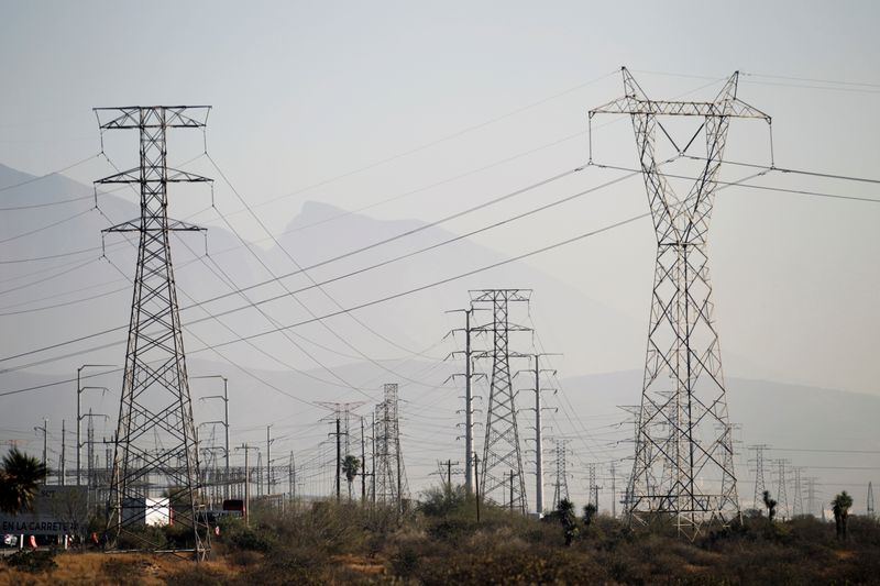 Mexico energy bill poses investment risk, top U.S. lobby says