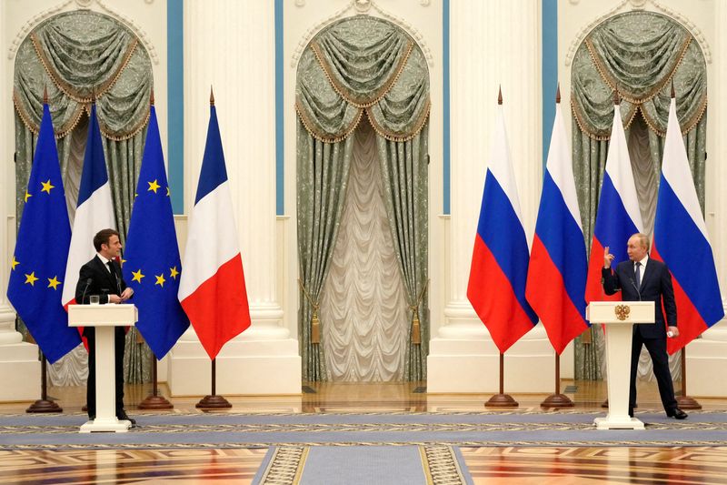 Putin kept Macron at a distance for snubbing COVID demands: sources
