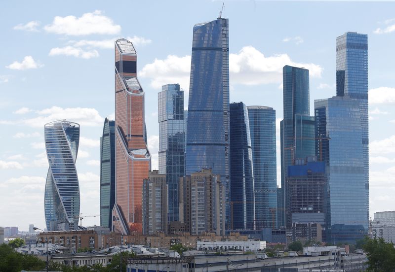 Russian banks imported $5 billion in foreign cash in December -ACRA estimates
