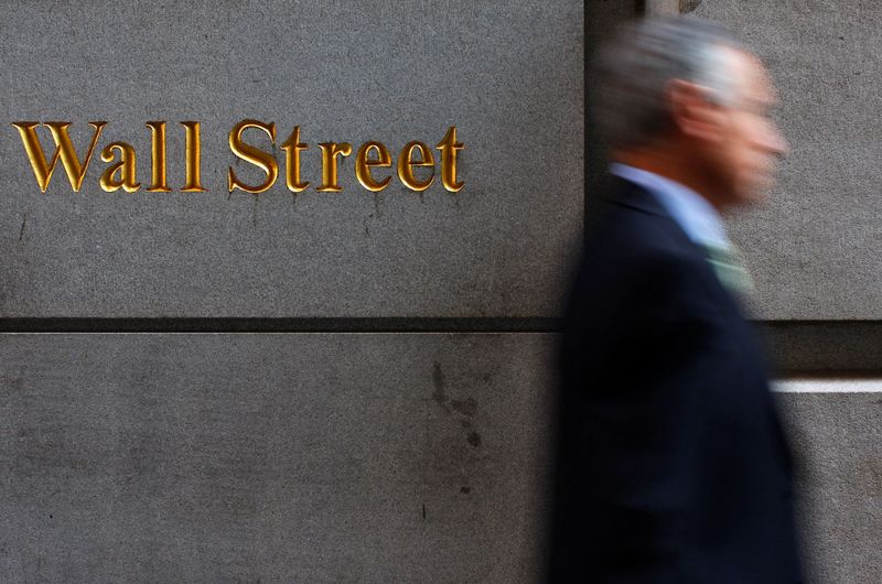 S&P 500, Nasdaq futures slip ahead of inflation data