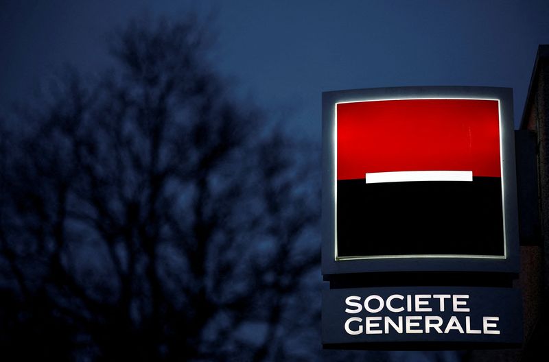 SocGen, Credit Suisse halt Russian commodity trade finance deals - Bloomberg News