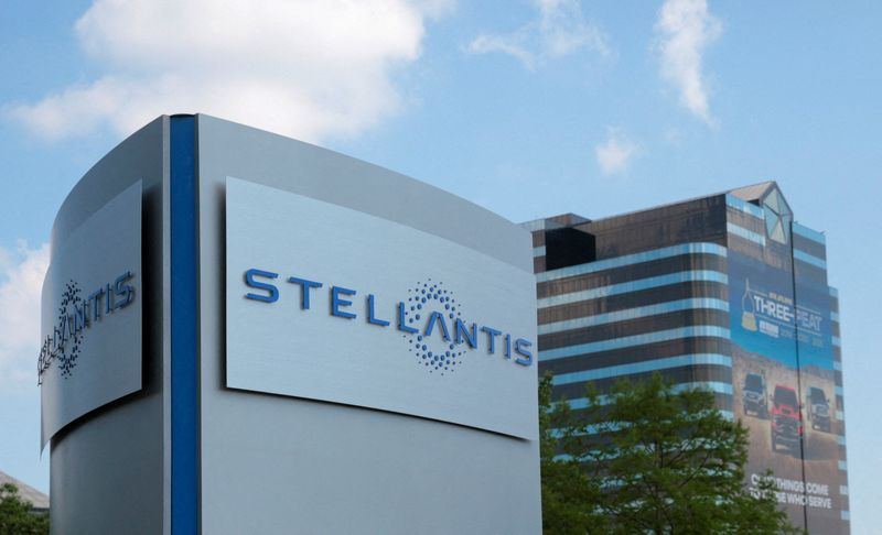 Stellantis recalling nearly 20,000 plug-in minivans for fire risks