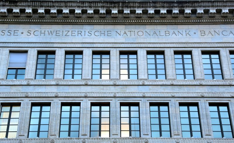 Swiss labour unions launch demand for SNB cash to bail out pensions