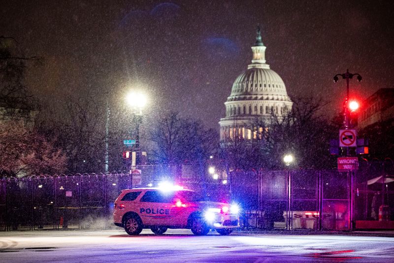 Teenager arrested, charged in bomb threats in Washington schools