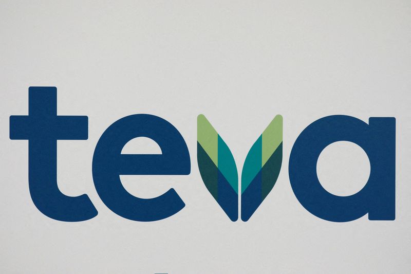 Teva Pharm Q4 profit rises, sees more growth in key drugs