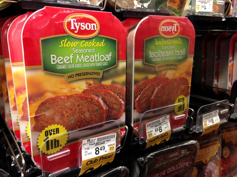 Tyson Foods beats revenue estimates on higher meat prices