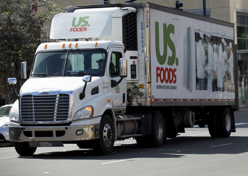 US Foods splits chief executive officer and chairman roles