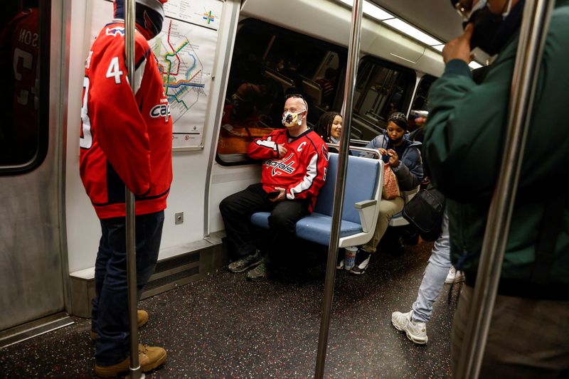 U.S. House panel to hold oversight hearing on Washington subway system