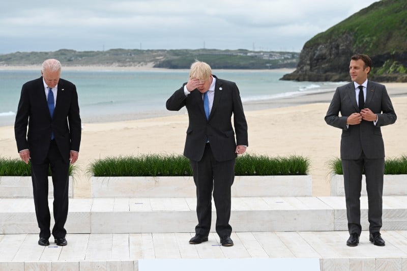 U.S., UK, France ask U.N. Security Council to meet Monday on Ukraine