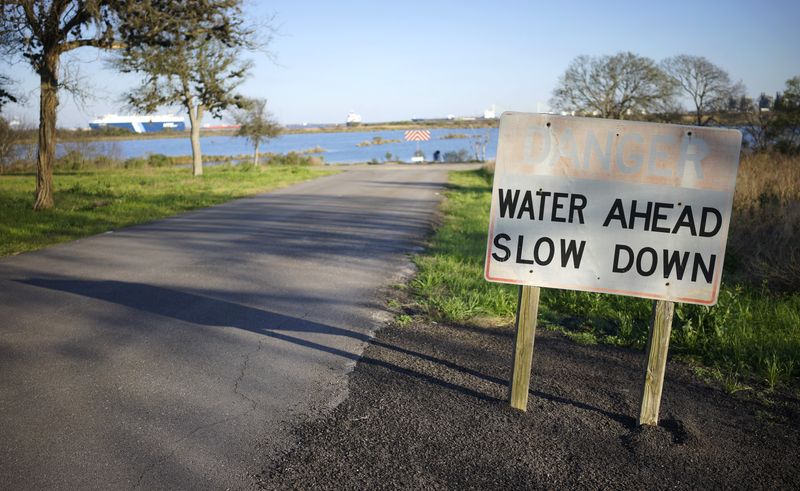 U.S. to experience as much sea level rise by 2050 as it did in past century, NOAA says