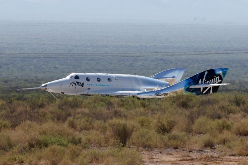 Virgin Galactic posts smaller quarterly loss