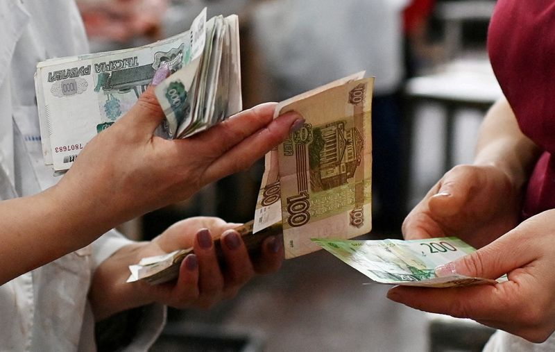 Volatile rouble attempts recovery as Russia offers more time for diplomacy