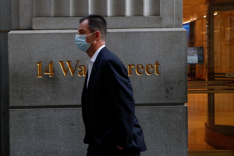 Dow Futures Retreat as Major Tech Earnings Disappoint -Breaking