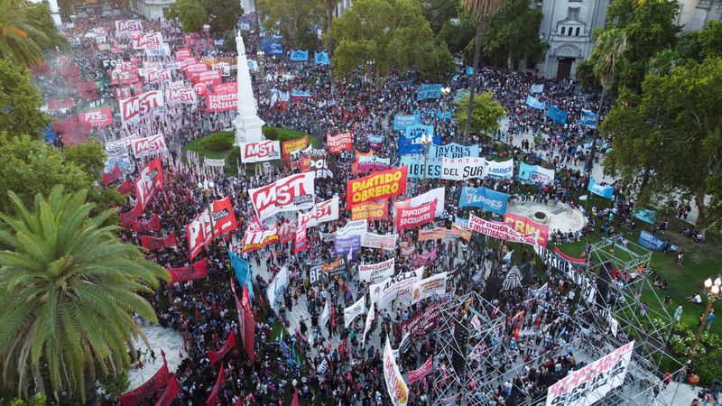 'No to the IMF': thousands protest in Argentina against debt deal