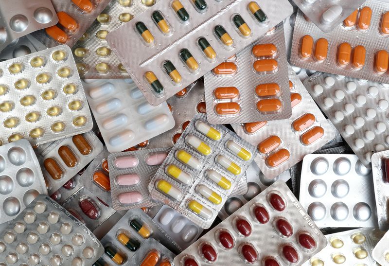 Sanctions see Russians panic buy anti-depressants, sleeping pills -data