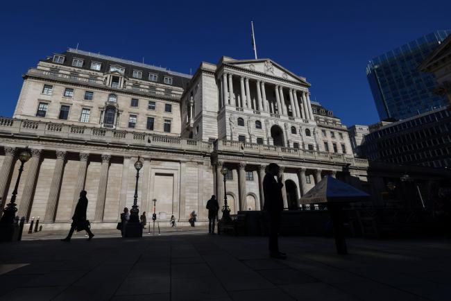 BOE Hikes Rates to Pre-Pandemic Level, Warns of Living Squeeze