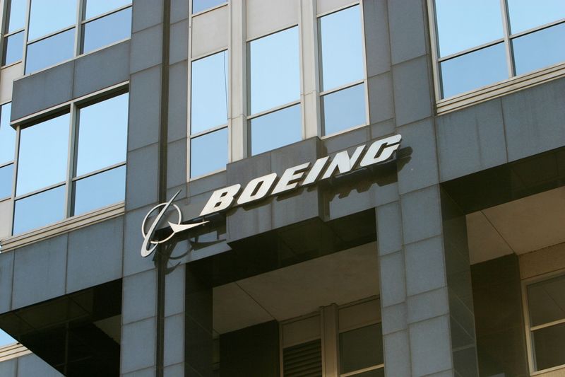 Boeing suspends parts, maintenance and support for Russian airlines