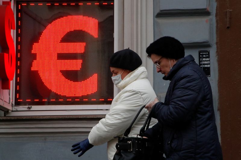 Bond default would make it harder for Russia to find lenders -U.S. Treasury official
