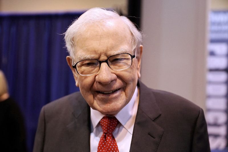 Buffett ends drought with $11.6 billion Alleghany purchase