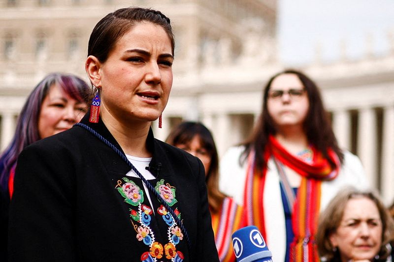 Canada indigenous ask pope for residential schools records