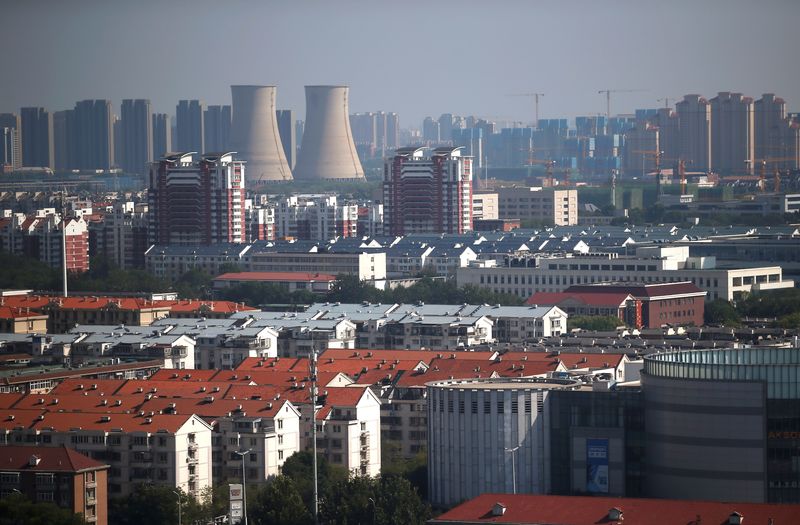 Column-China's manufacturers enter downturn - but for how long? Kemp