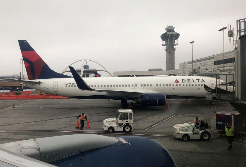 Delta Air Lines to raise employee pay by 4%