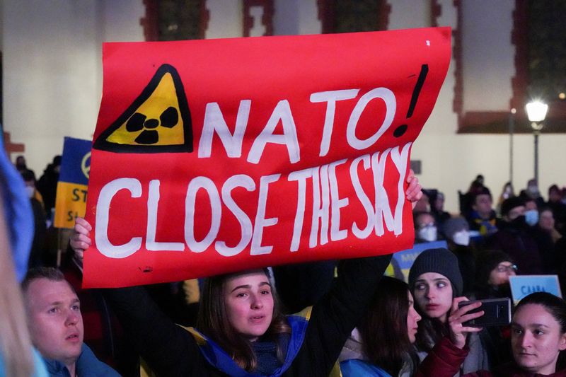 Exclusive-Americans broadly support Ukraine no-fly zone, Russia oil ban-poll