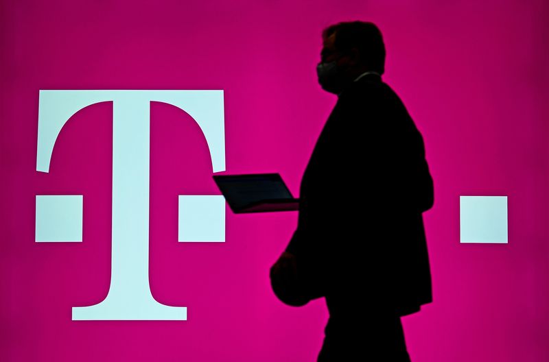 Exclusive-Deutsche Telekom launches $20 billion auction of mobile towers
