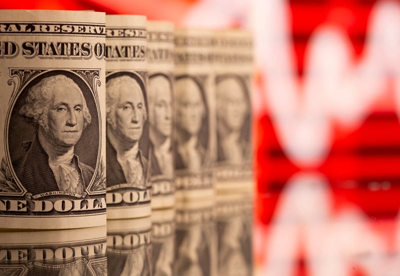 Explainer-Why an inverted yield curve may not be all bad for U.S. banks