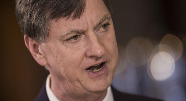 Fed’s Evans Refrains From Signaling Backing for Half-Point Hikes