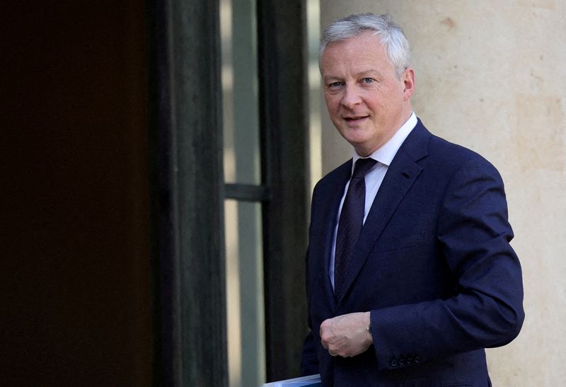 French energy regulator does not expect gas supply problems