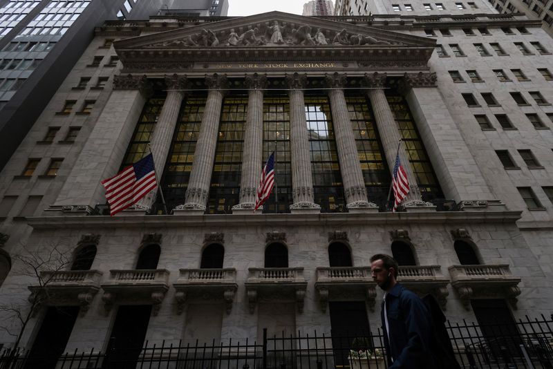 Futures bounce after four-day sell-off on Wall Street