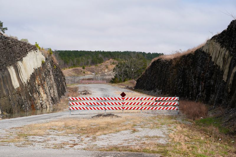 In Alabama, infrastructure dollars revive a 'zombie' highway