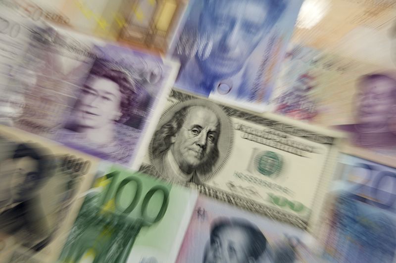 Investors dump stocks, flee to cash as growth outlook hits weakest since 2008 - BoFA